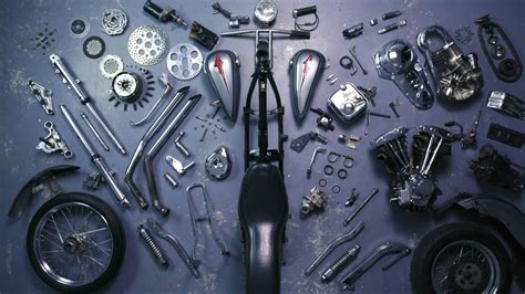 Mechanic Deconstructs a 1974 Harley-Davidson Motorcycle : r/knolling
