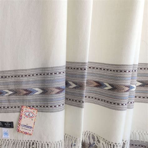 Hand Woven Pure Merino Wool Kullu Shawl – Bhuttico Shawls