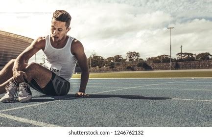 Sprinting Back View 的图像结果