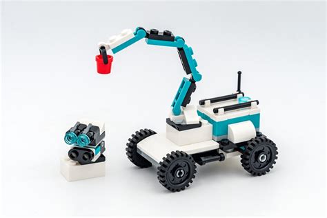 LEGO Mini Robot 的图像结果