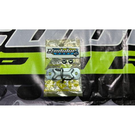 แผ่นเหล็กตะขอที่นั่ง versus ล็อคบานพับที่นั่ง SATRIA 2T HIU LSCM ...