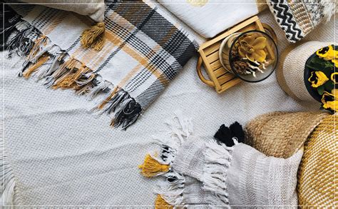 SASHAA WORLD Check Throw Blanket | Throw for Sofa, Bed, Chair and Couch ...