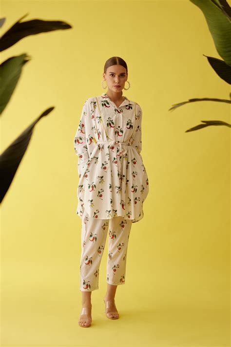 Off-white hand painted chilli print with belt co-ord sets