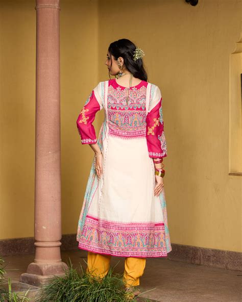 Off-White, Rani Pink and Mustard Phiran Suit Set – Ekasmaye
