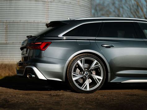 Used Audi RS6 Avant TFSI V8 Estate Petrol Tiptronic quattro Euro 6 (s/s) for sale in Ingatestone ...