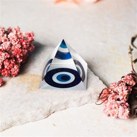 Buy Feng Shui Crystal Twin Pyramid with Rainbow Effect Online in India ...