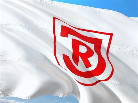 Sommerfahrplan steht: SSV Jahn Regensburg startet mit Saison ...