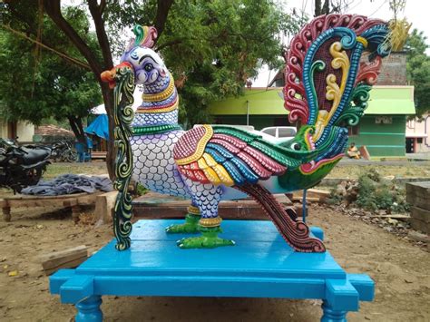 Sri Karumariamman Marasirpa Kalaikudam | ARUMBAVUR | Wood Statues ...