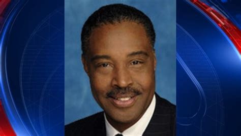 Former FOX 5 News anchor Roy Hobbs dies | FOX 5 Atlanta