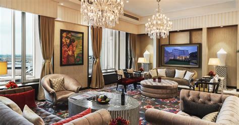 Taj Santacruz ₹ 7,263. Mumbai Hotel Deals & Reviews - KAYAK