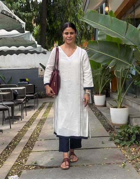 Handloom Linen By Linen Kurta (Copy) – Chakori Ethnic