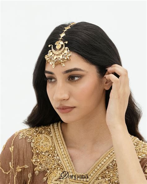 Buy Handmade Hair Accessories for Every Look - Amama