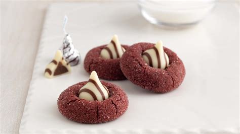 HERSHEY'S KISSES Red Velvet Chocolate Blossoms Recipe | Hersheyland
