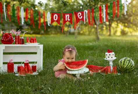 15 Unique 1st Birthday Party Ideas For Your Child | Esstart