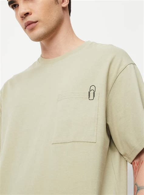 Buy Men Relaxed Fit Back Printed T-shirt Online at just Rs. 499.0 ...