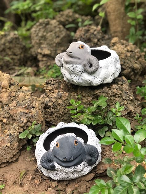 SHEEP PLANTER – Sondha The Garden Shop