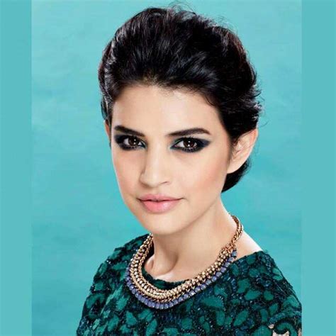 Perfect smoky eyes in 6 steps | Femina.in