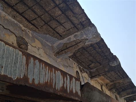 Khambhat Shopping Center Slab Collapse; Municipality Neglect Sparks Concern