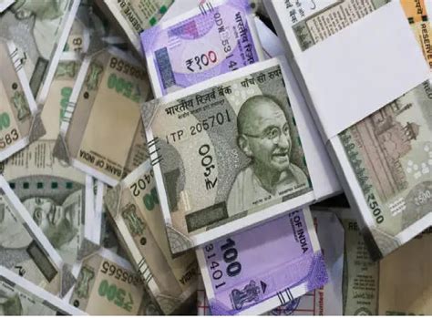 Indian Rupee: 'হুড়মুড়িয়ে' কমল টাকার দাম! এই প্রথম টাকার মান এত পড়ল ...