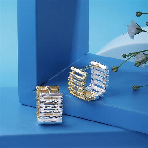 U Shape Gold & Silver Two Tone Earrings – Silvish