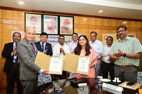 MoU Signed between East Coast Railway and State Bank of India for ...
