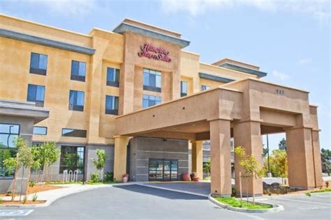 HAMPTON INN & SUITES SALINAS - 2026 Hotel Reviews, Photos, Rate ...