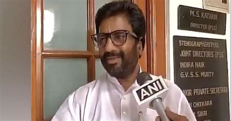 Video: Shiv Sena is trying to prove MP Ravindra Gaikwad was hit first ...