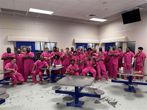 Galveston County Sheriff's Office Introduces Pink Jumpsuits for Inmates ...