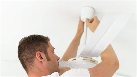 Ceiling Fan Repair Tips 的图像结果