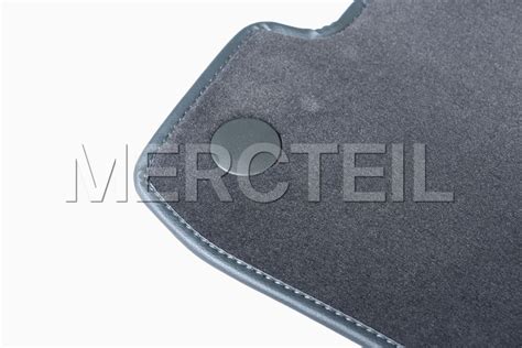 Buy the spare part Mercedes-Benz A21768043025E97 mat