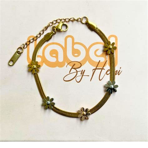 Flower Braclet – Label By Hemi