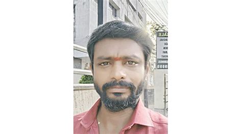 கார் ஓட்டுநர் உயிரிழந்த விவகாரம்: தலைமை காவலர் மீது கொலை வழக்கு பதிய ...