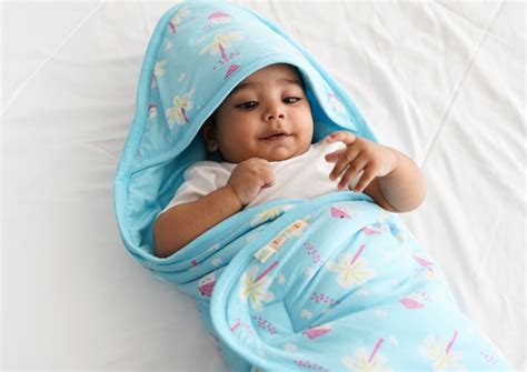 Shop Online Baby Hooded Blanket - Tidy Sleep