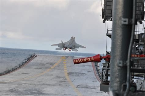 Indian Navy MiG-29KUB fighter takes off Russian Aircraft Carrier ...