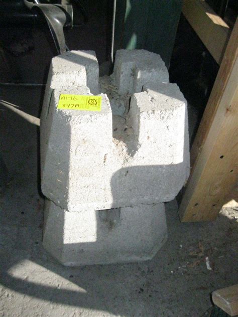 2 CEMENT DECK BLOCKS
