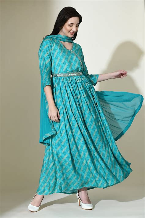 Green Embellished Dress Set – SABHYATA CLOTHING