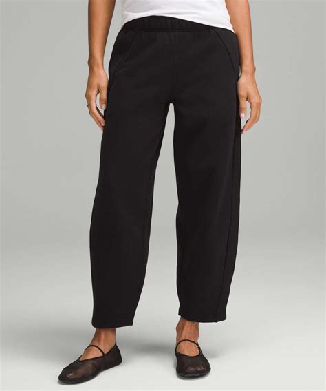 Lululemon Scuba Mid-Rise Barrel-Leg Pant *7/8 Length - Black - lulu ...