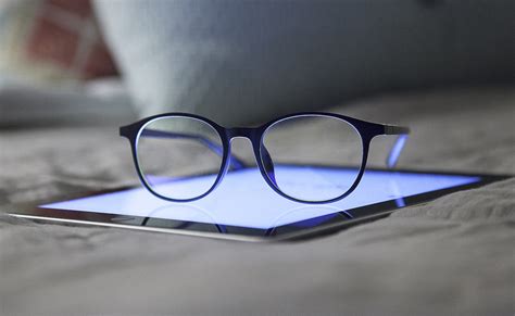 Bildergebnis für blue light blocking glasses