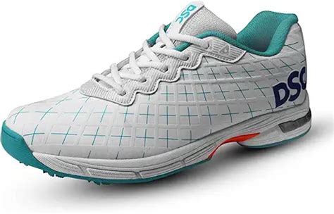 15 Best Cricket Shoes in India [August, 2024]