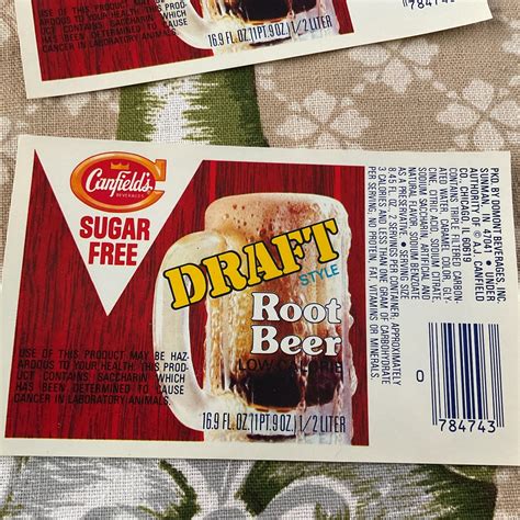 ヴィンテージビールのラベル「Canfield’s DRAFT STYLE Root Beer」2枚セット | 実用外百貨店 レトロ珍品 モラトリアム
