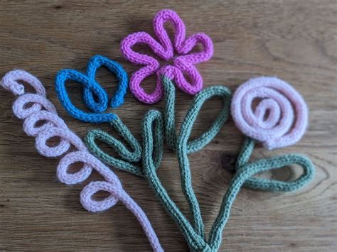 French Knitted Flowers Workshop, 11 The Square , Sedgefield TS21 2BN ...