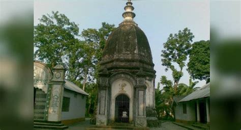 Shani Shingnapur temple allows women inside inner sanctum: 10 places ...