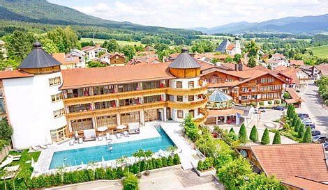 WELLNESS-SPORT-HOTEL BAYERISCHER HOF (Rimbach) - Resort Reviews, Photos ...