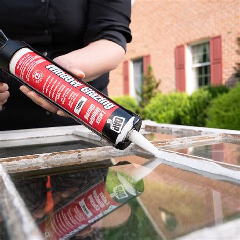 DAP 10.1-oz Waterproof Interior/Exterior White Window Glazing Compound ...