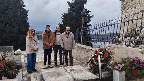 Ravnatelj i djelatnici Muzeja grada Šibenika na sv. Ani odali počast ...