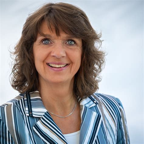 Oracle Support Release Chart 的图像结果