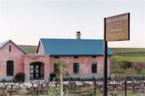 VINEYARD VIEWS COUNTRY HOUSE (Riebeek Kasteel) - B&B Reviews, Photos ...