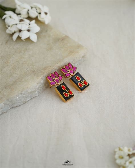 Earrings – Parampariya