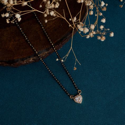 Auric Embrace Mangalsutra – Opal Touch