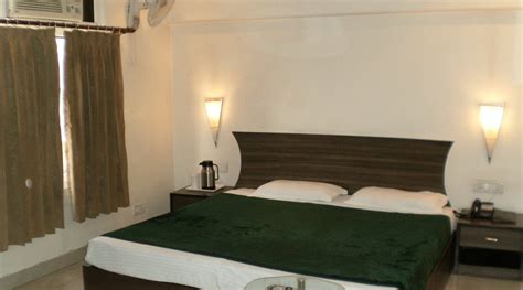 HOTEL GOOD TIMES TRIPTI (New Delhi) - Hotel Reviews & Photos - Tripadvisor